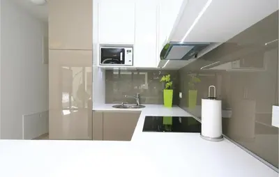 Kuhinja ili čajna kuhinja u objektu Apartment Grebastica Donja Grebastica Ii