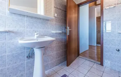 Kupaonica u objektu Holiday Home Tribunj-Sovlje Dubravice