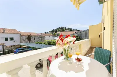 Balkon ili terasa u objektu Apartments and Room Lotus