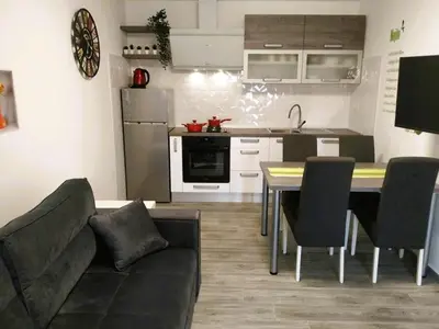 Kuhinja ili čajna kuhinja u objektu Memory Box Apartman - Šibenik