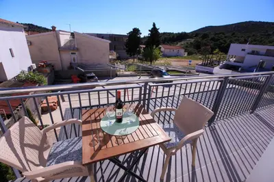 Pogled na planine ili pogled na planine iz apartmana