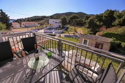 Pogled na planine ili pogled na planine iz apartmana