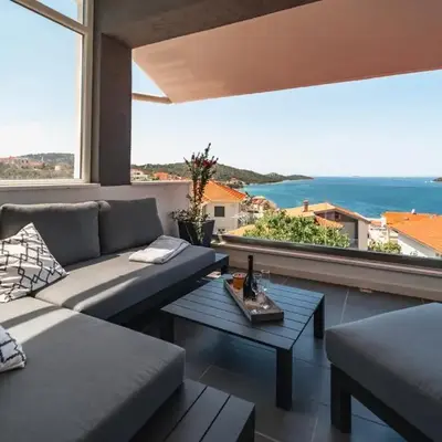 Villa Miracle