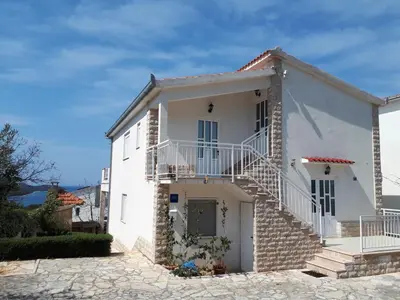 Zgrada u kojoj se nalazi apartman