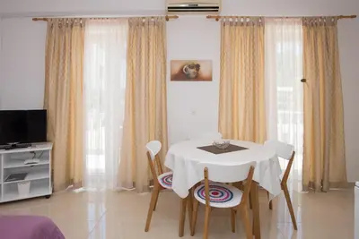 TV i/ili zabavni centar u objektu Apartments Lovrić