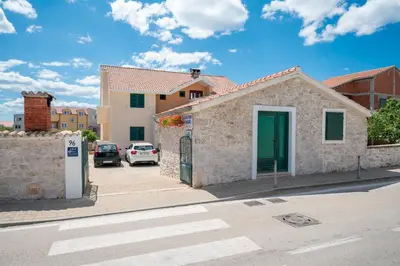 Zgrada u kojoj se nalazi apartman