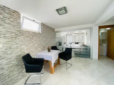 Kuhinja ili čajna kuhinja u objektu Apartmani-joe