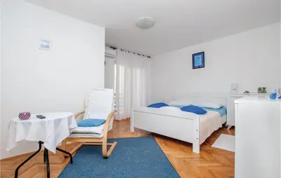 Krevet ili kreveti u jedinici u objektu Awesome Home In Vodice With Kitchen