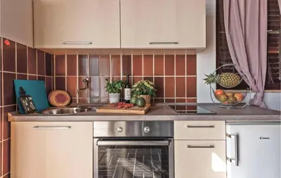 Kuhinja ili čajna kuhinja u objektu Cozy Home In Sibenik With Kitchen