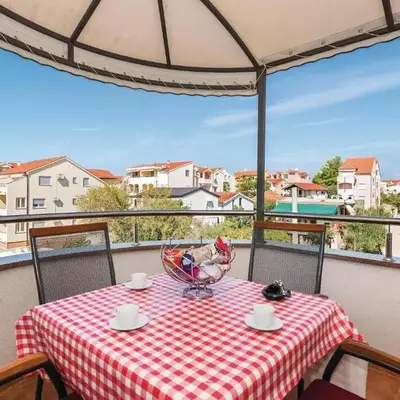 One-Bedroom Apartment In Srima