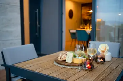 Pića u objektu Luxury apartment Vista del Sole