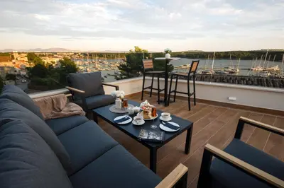 Balkon ili terasa u objektu Luxury apartment Vista del Sole