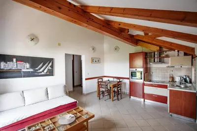 Kuhinja ili čajna kuhinja u objektu Apartment Višnja