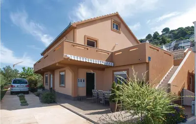 Zgrada u kojoj se nalazi apartman