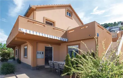 Zgrada u kojoj se nalazi apartman