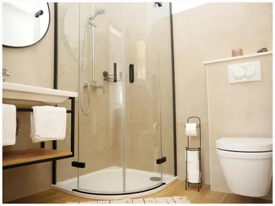 Kupaonica u objektu Apartmani Makelja