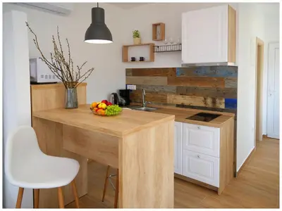 Kuhinja ili čajna kuhinja u objektu Apartmani Makelja