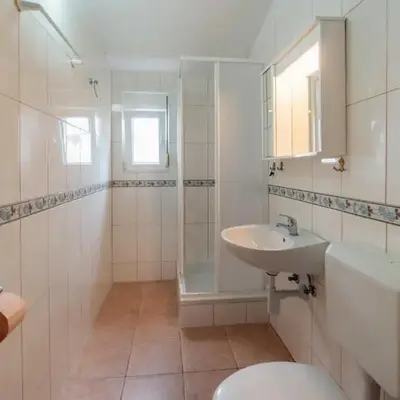 Apartments Besa