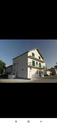 Zgrada u kojoj se nalazi apartman