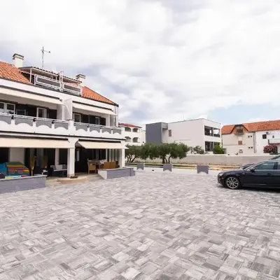 Apartments Krunoslava
