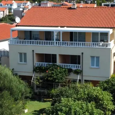 Apartments Tare