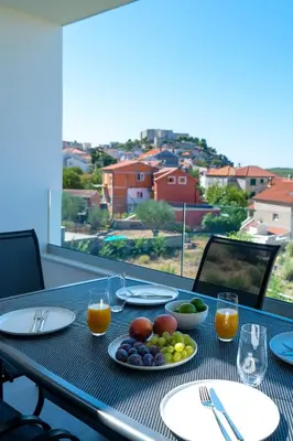 Hrana u apartmanu ili u blizini