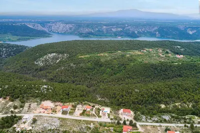 Priroda u blizini vila