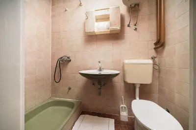 Kupaonica u objektu Apartment and Rooms Mrkovic Top Lokacija i Parking