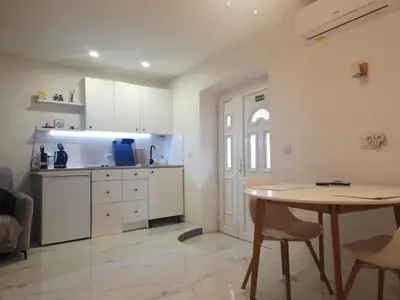 Kuhinja ili čajna kuhinja u objektu Apartment Laurus