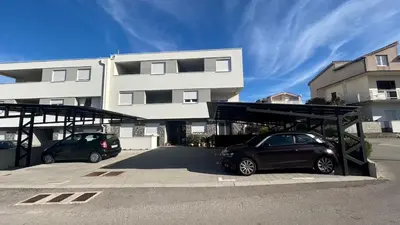 Zgrada u kojoj se nalazi apartman