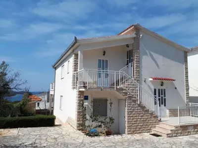 Zgrada u kojoj se nalazi apartman