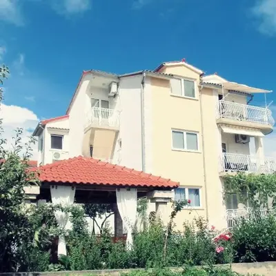 Apartments Šime