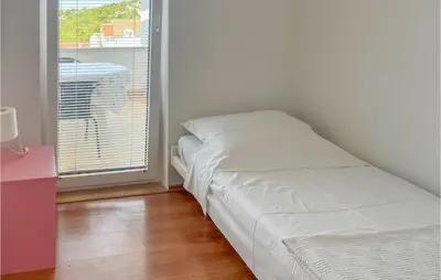 Krevet ili kreveti u jedinici u objektu 2 Bedroom Amazing Apartment In Murter