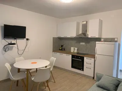 Kuhinja ili čajna kuhinja u objektu Apartman Magica