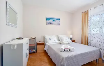 Krevet ili kreveti u jedinici u objektu 1 Bedroom Lovely Apartment In Kanica
