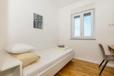 Krevet ili kreveti u jedinici u objektu Holiday house Mareta - outdoor swimming pool, 4 bedrooms, WIFI