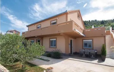 Zgrada u kojoj se nalazi apartman