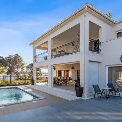 Villa Carolus-Luxurious Dalmatia Villa
