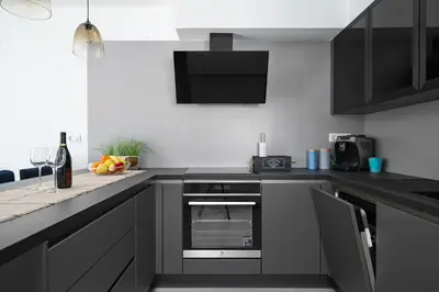 Kuhinja ili čajna kuhinja u objektu House Luxury Konforta