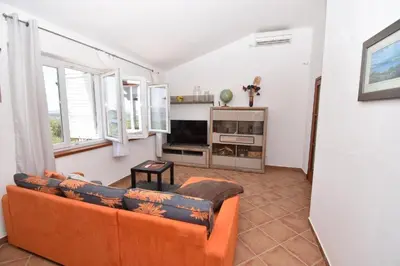 TV i/ili zabavni centar u objektu Villa Serenity