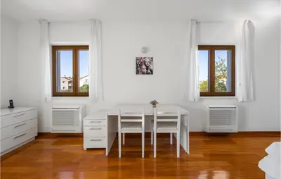 Tlocrt objekta 4 Bedroom Cozy Home In Vodice