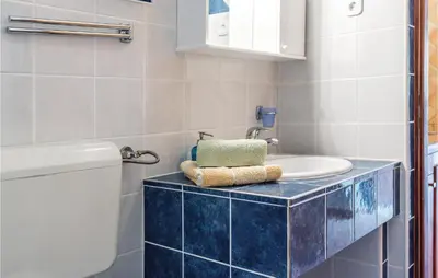 Kupaonica u objektu One-Bedroom Apartment In Grebastica