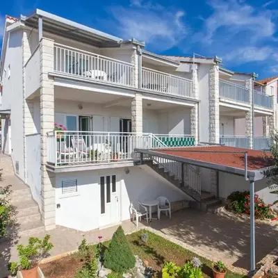 Apartments by the sea Rogoznica - 20142