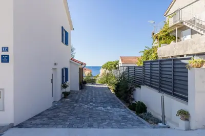 Zgrada u kojoj se nalazi vila
