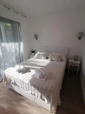 Krevet ili kreveti u jedinici u objektu Apartments Diana Lovetovo