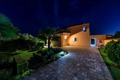 Vrt u objektu Villa Beauty Luxury Vodice