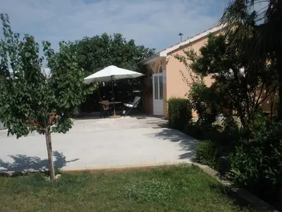 Vrt u objektu Holiday home in Vodice with terrace, air conditioning,WiFi 4449-1