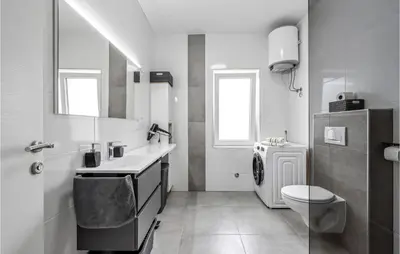 Kupaonica u objektu Gorgeous Home In Vodice With Kitchen