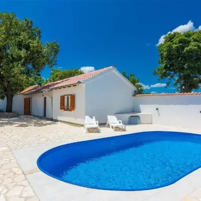 Stunning Home In Bila Vlaka
