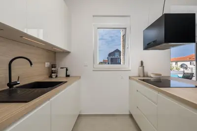 Kuhinja ili čajna kuhinja u objektu Villa Mare & Skye